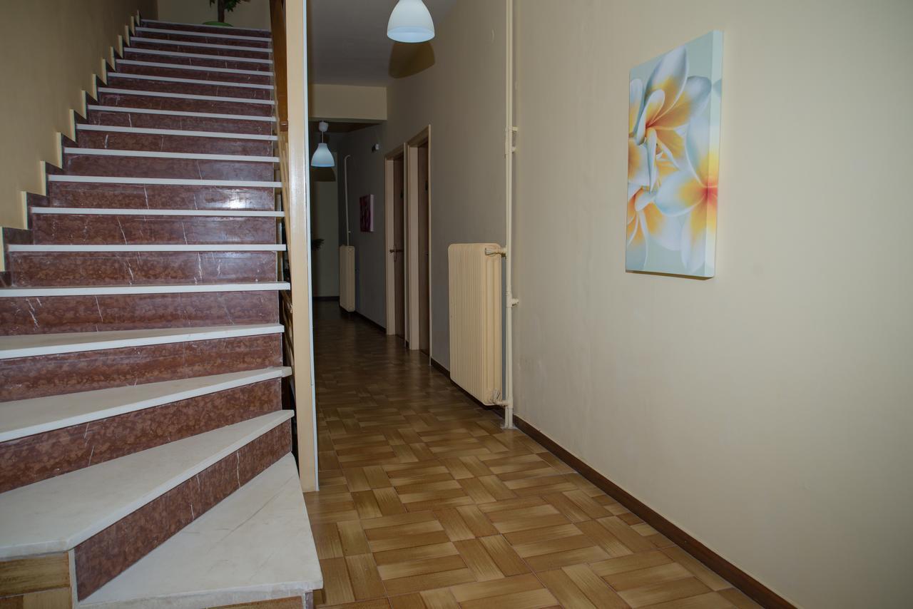Hotel Milton Mavrovoúnion 외부 사진